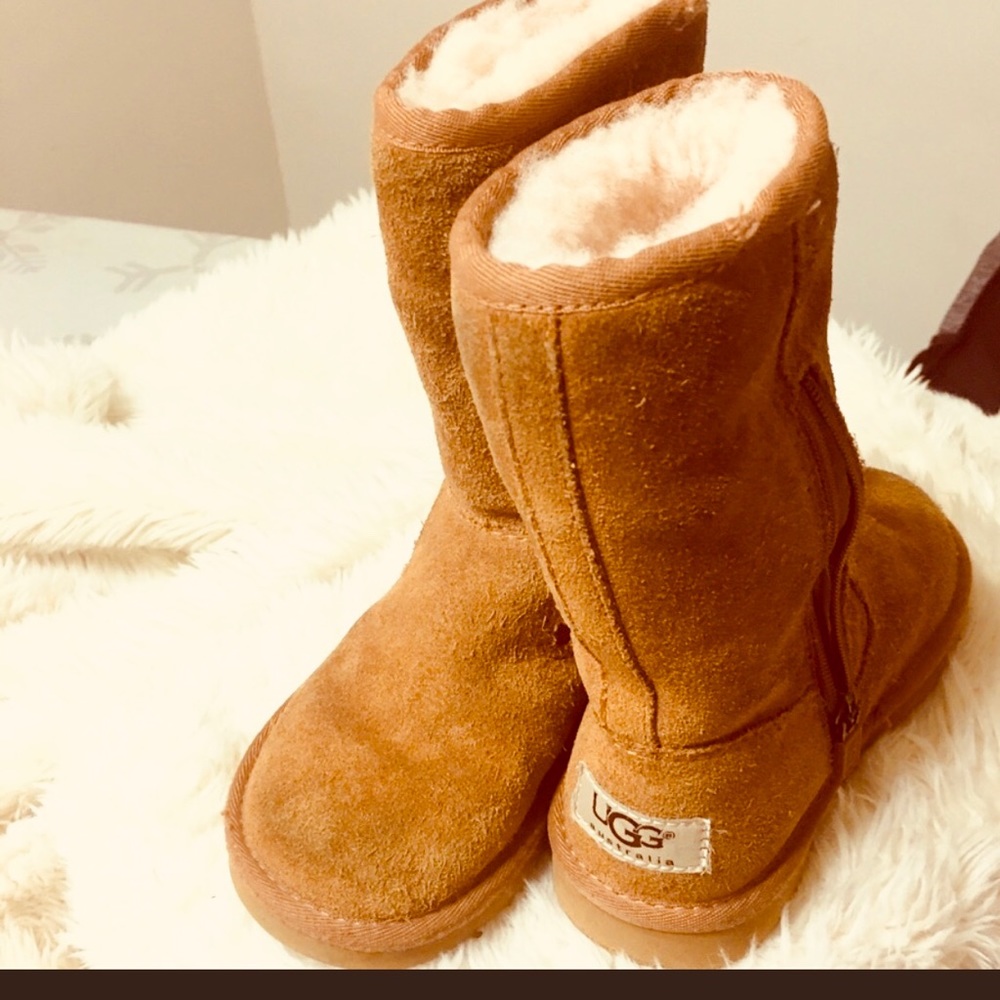 UGG Tan Size 10 Toddler boots